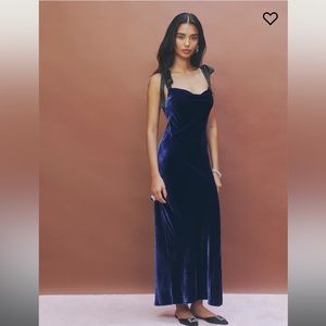 NWT Reformation Velvet Nya Dress M in Danube